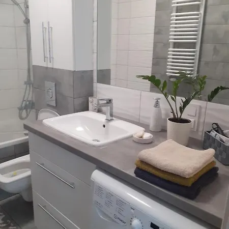Apartament Tom شقة