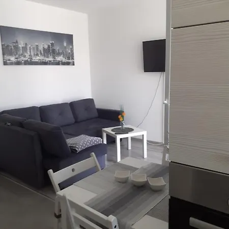 Apartament Tom *